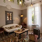 Domaine Du Prieure Avec Piscine Ancien Couvent & Presbytere Καρκασόν