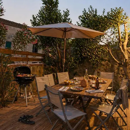 Σπίτι διακοπών Domaine Du Prieure Avec Piscine Ancien Couvent & Presbytere Καρκασόν