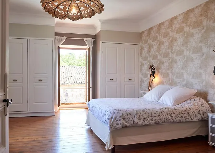 Domaine Du Prieure Avec Piscine Ancien Couvent & Presbytere Tatil Evi Carcassonne